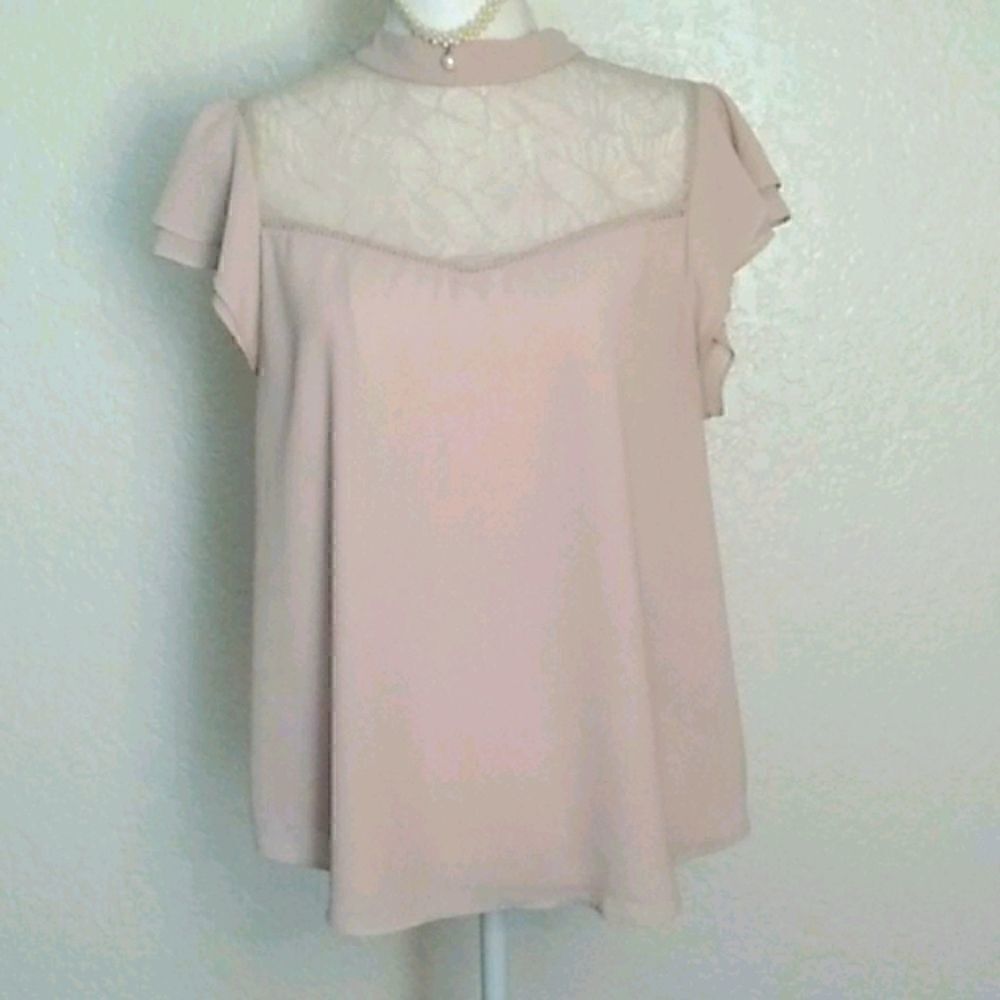 H & M cream blouse sleeveless size 12